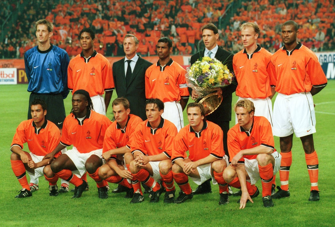 KNVB eert Johan Cruijff en Marco van Basten