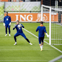 De doelmannen van het Nederlands elftal tijdens de training