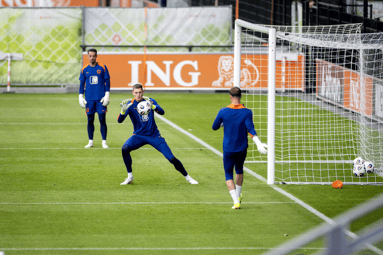 De doelmannen van het Nederlands elftal tijdens de training