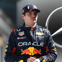 Max Verstappen test nieuwe Mercedes voor zijn eigen team