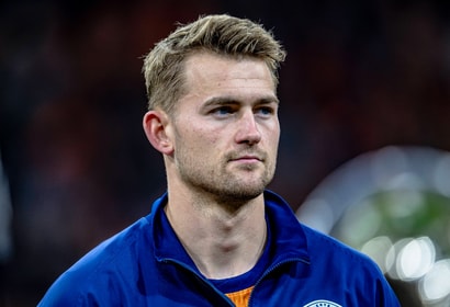 De Ligt draait crisis om in euforie