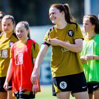 Liz Rijsbergen tijdens de training van de Oranje Leeuwinnen