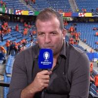 Rafael van der Vaart, analist van de NOS