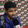 Ian Maatsen voor de camera van ESPN