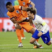 Denzel Dumfries, Antoine Griezmann, Oranje, Nederland - Frankrijk