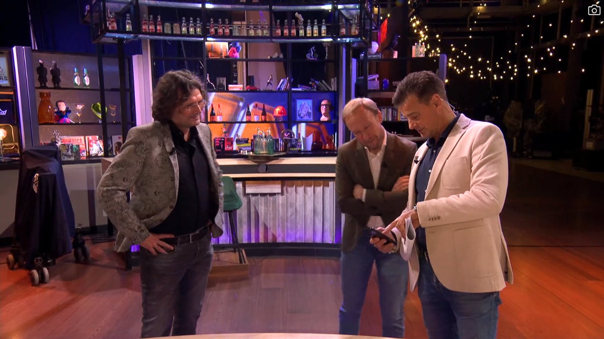 Dick Advocaat stuurt appje naar Vandaag Inside