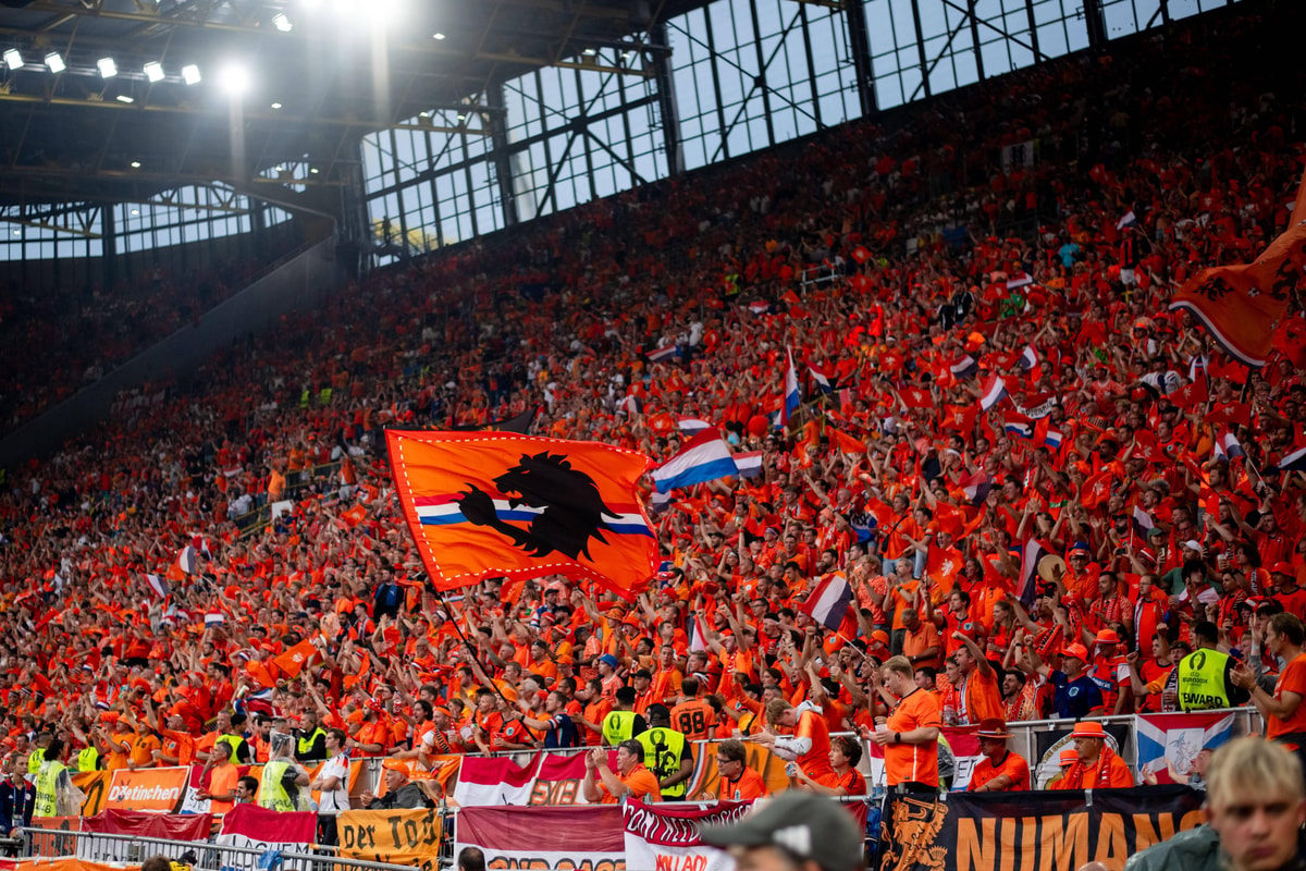 FIFA zet streep door twintigjarige traditie met iconische Stadskanaal-vlag