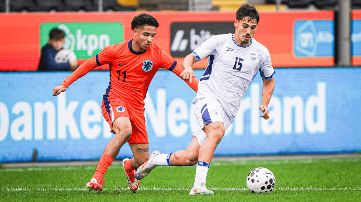 Ro-Zangelo Daal in actie voor Jong Oranje