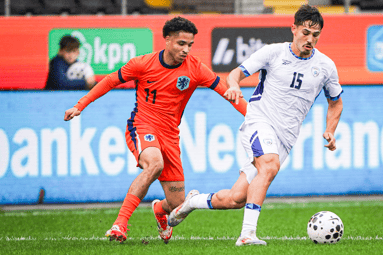 Ro-Zangelo Daal in actie voor Jong Oranje