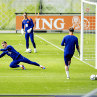 De doelmannen van het Nederlands elftal tijdens de training