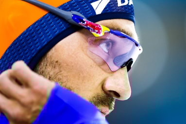 Kjeld Nuis eindigt als tweede op de 1.500 meter bij de wereldbekerwedstrijd in Heerenveen