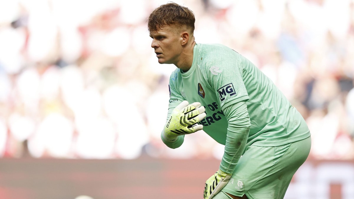 Ronald Koeman junior in actie voor Telstar