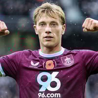 Zian Flemming scoort voor Burnley