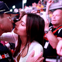 Max Verstappen en Kelly Piquet 