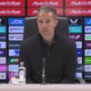 Robin van Persie tijdens een persconferentie van Feyenoord