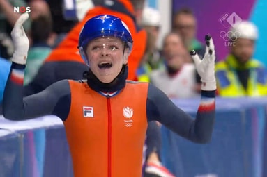 Xandra Velzeboer wint 500 meter