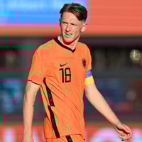Wouter Burger in actie voor Jong Oranje