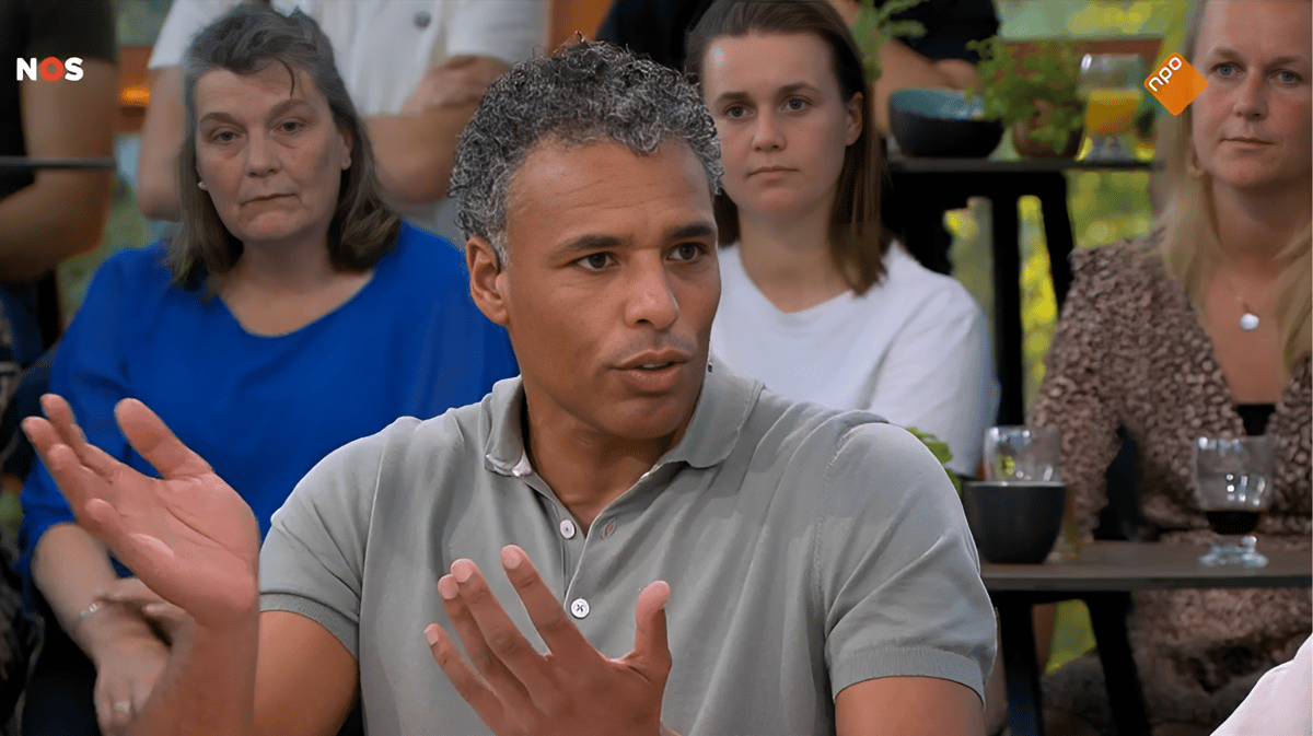 Pierre van Hooijdonk, analist van de NOS