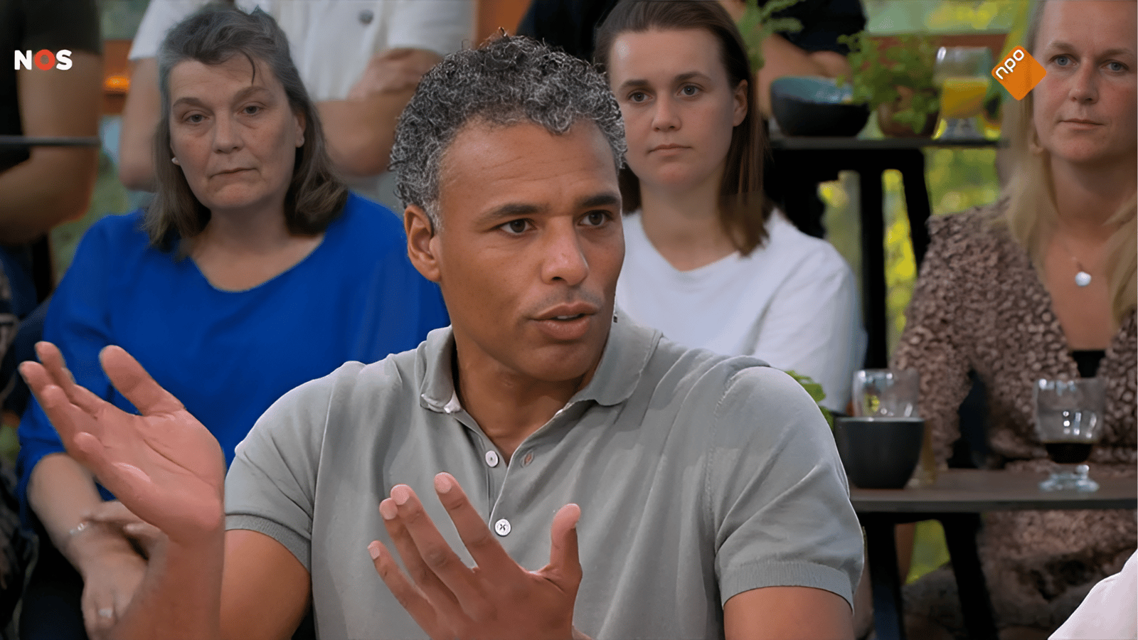 Pierre van Hooijdonk, analist van de NOS