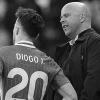 Diogo Jota en Arne Slot