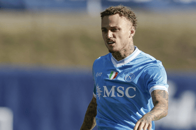 Noa Lang in het shirt van Napoli