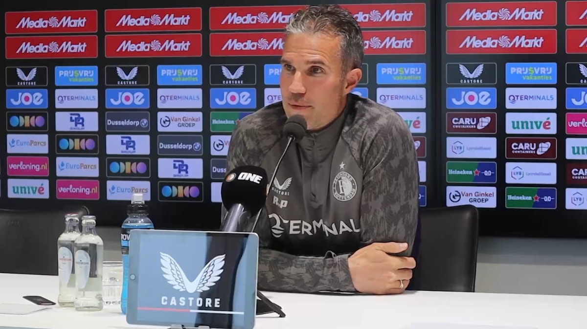 Robin van Persie, trainer van Feyenoord