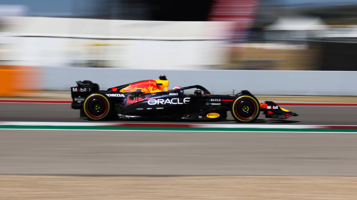 Max Verstappen in de RB21