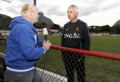 Bert Maalderink in gesprek met Bert van Marwijk