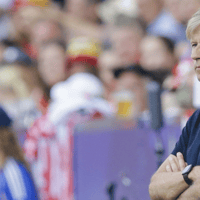 Andries Jonker, bondscoach van de Oranje Leeuwinnen