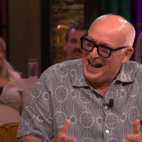 René van der Gijp aan tafel bij Vandaag Inside