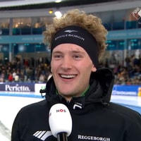 Jasper Krommenhoek wint de 5.000 meter op het WCKT in Thialf.