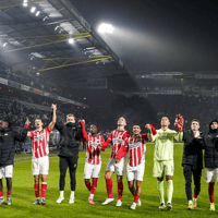 PSV viert een overwinning