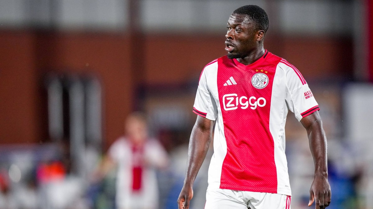 Brian Brobbey in het shirt van Ajax