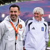 Xavi Hernandez en Ivan Jovanovic voorafgaand aan Griekenland - Nederland