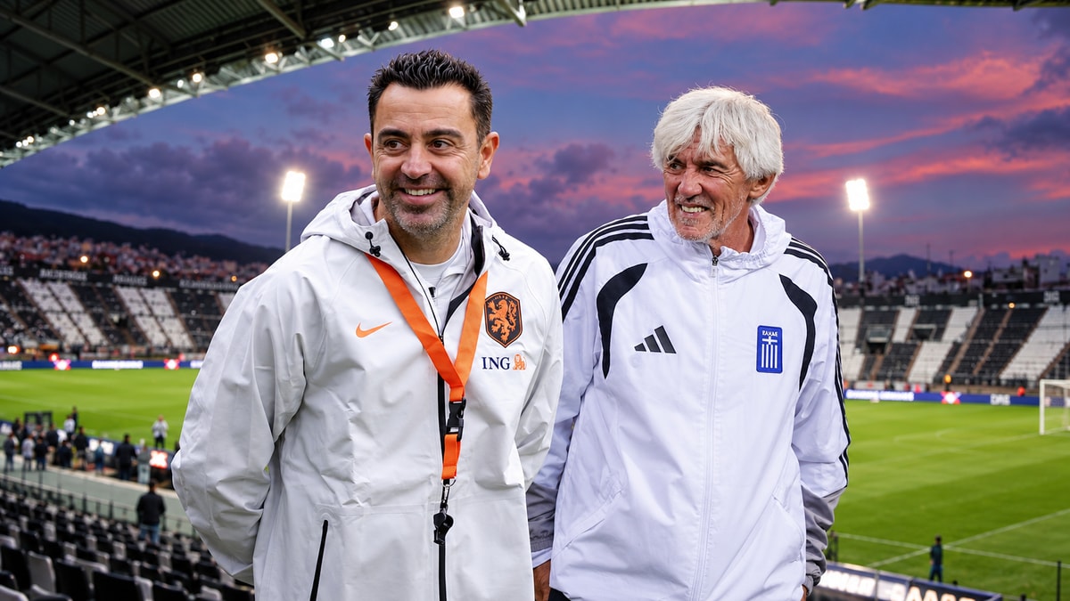 Xavi Hernandez en Ivan Jovanovic voorafgaand aan Griekenland - Nederland