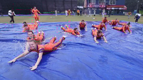 Nederlandse cricketsters schrijven historie en plaatsen zich voor WK