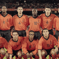 De opstelling van Oranje in het WK-kwalificatieduel met Portugal (11 oktober 2000)