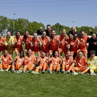 Oranje O15 viert een overwinning