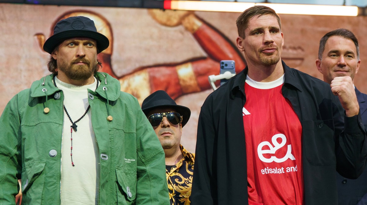 Oleksandr Usyk en Rico Verhoeven