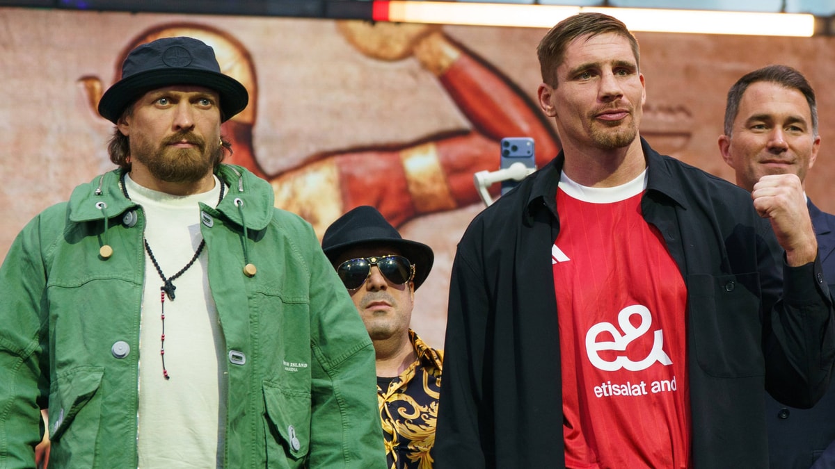 Oleksandr Usyk en Rico Verhoeven