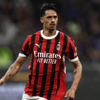 Tijjani Reijnders in het shirt van AC Milan