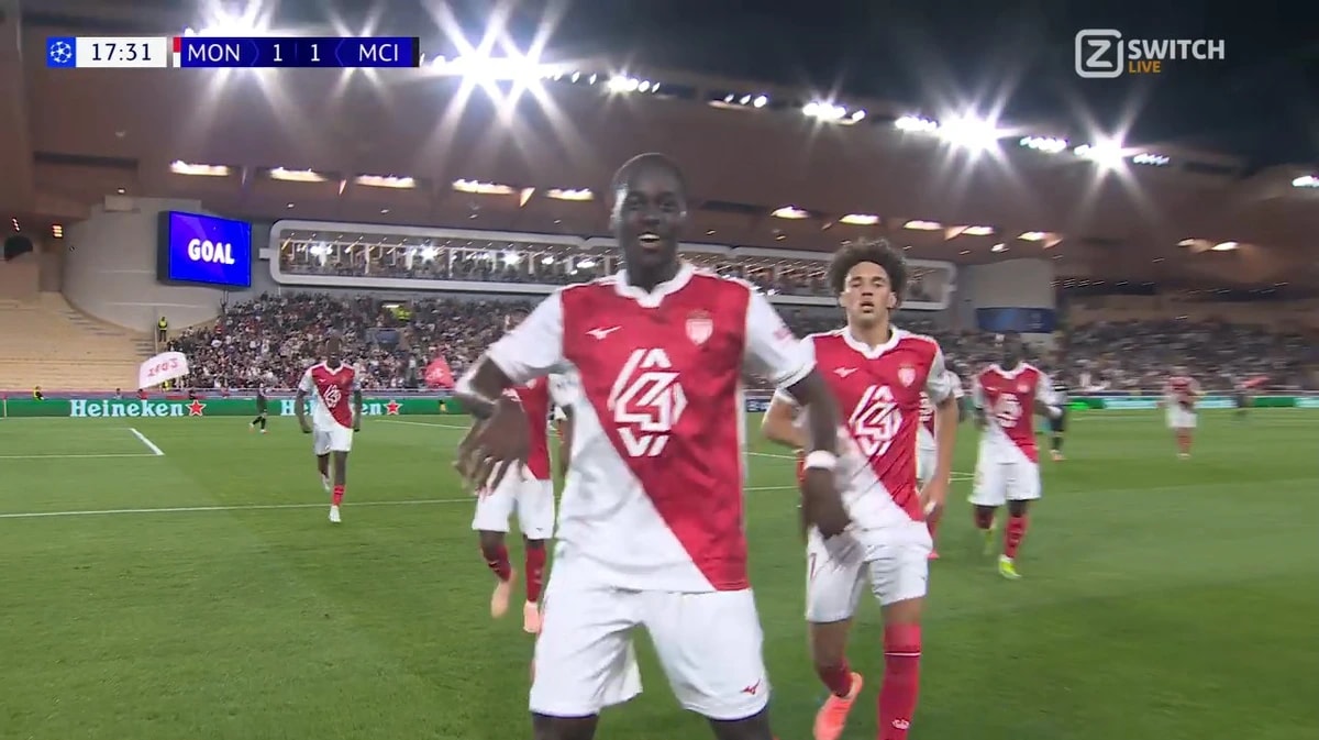 Jordan Teze scoort voor AS Monaco