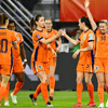 De Oranje Leeuwinnen vieren een treffer
