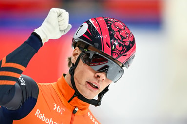 Jens van 't Wout wint alle individuele afstanden en pakt viermaal goud in Vancouver