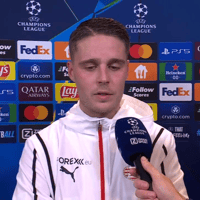 Joey Veerman voor de camera van Ziggo Sport