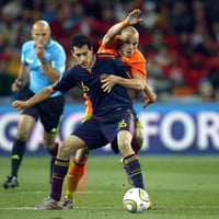 Sergio Busquets tegen het Nederlands Elftal