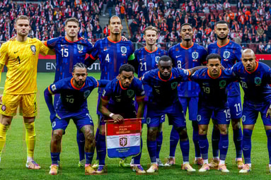 De opstelling van het Nederlands elftal tegen Polen