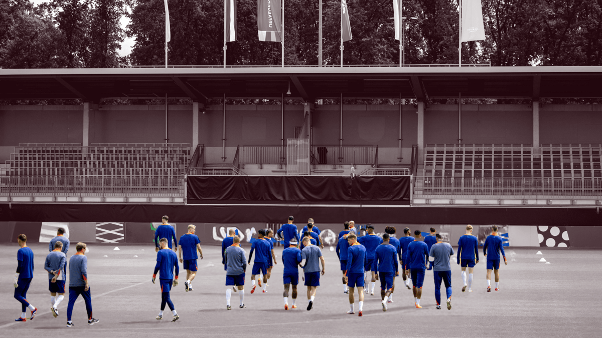 Het Nederlands elftal op het trainingscomplex in Wolfsburg