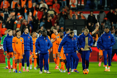 Nederlands elftal, Oranje, Nederland- IJsland