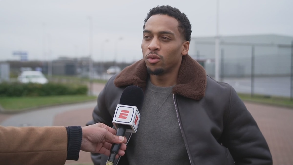 Quinten Timber voor de camera van ESPN